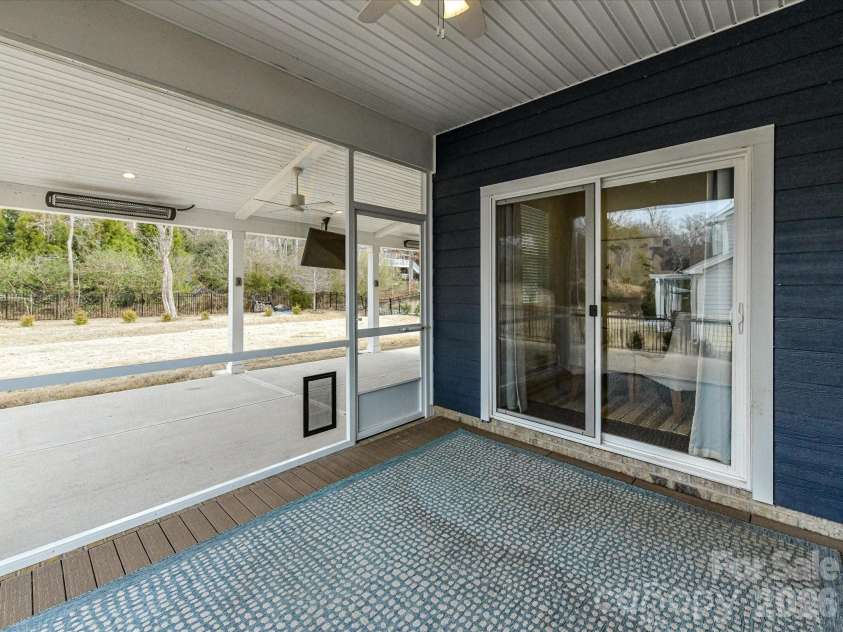 12309 Westbranch Parkway, Davidson, NC 28036.  MLS# CAR4336206, YatesRealty ID 9041. Screened Porch