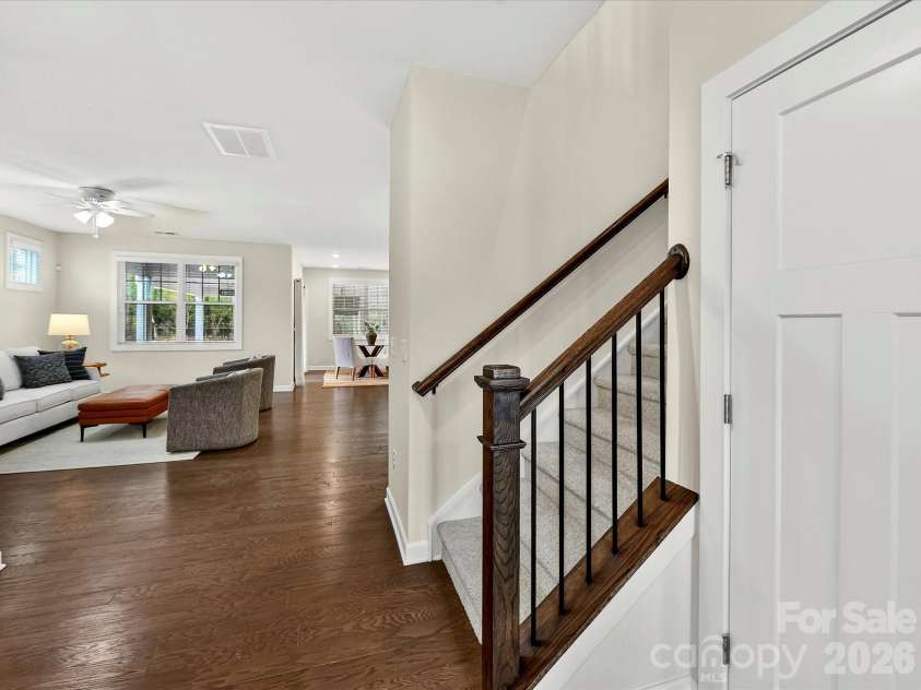 12309 Westbranch Parkway, Davidson, NC 28036.  MLS# CAR4336206, YatesRealty ID 9041. Staircase