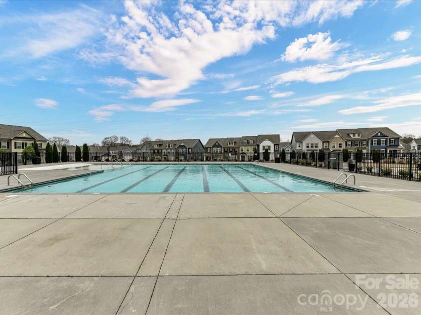 12309 Westbranch Parkway, Davidson, NC 28036.  MLS# CAR4336206, YatesRealty ID 9041. Westbranch Amenities