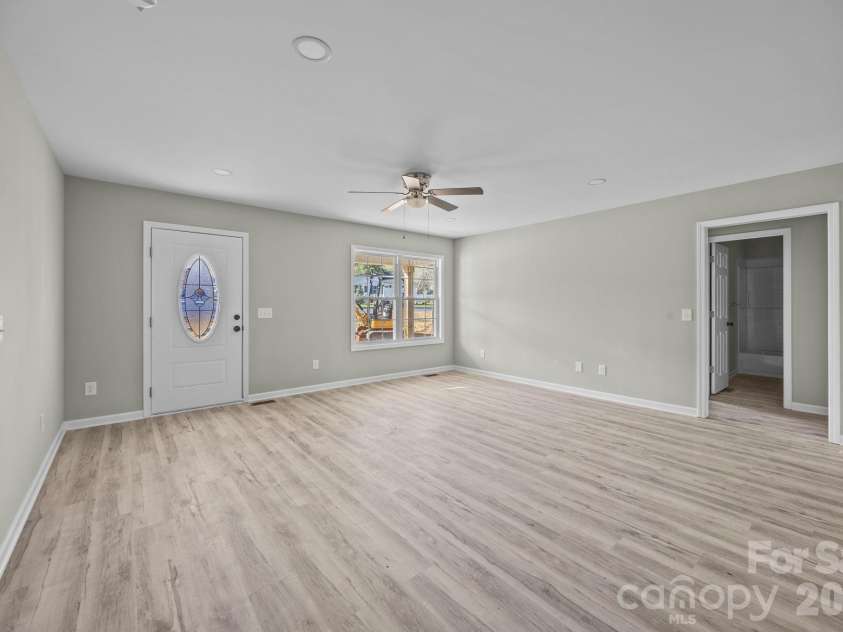 1700 Bringle Ferry Road, Salisbury, NC 28146.  MLS# CAR4342002, YatesRealty ID 9043. Living Room