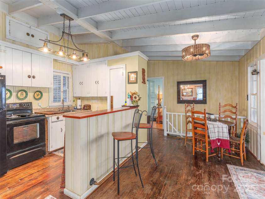 83 Rocky Ridge Road, Balsam, NC 28707.  MLS# CAR4243303, YatesRealty ID 9043. 