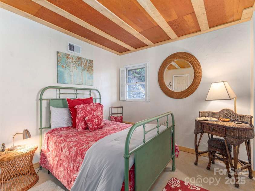 83 Rocky Ridge Road, Balsam, NC 28707.  MLS# CAR4243303, YatesRealty ID 9043. 