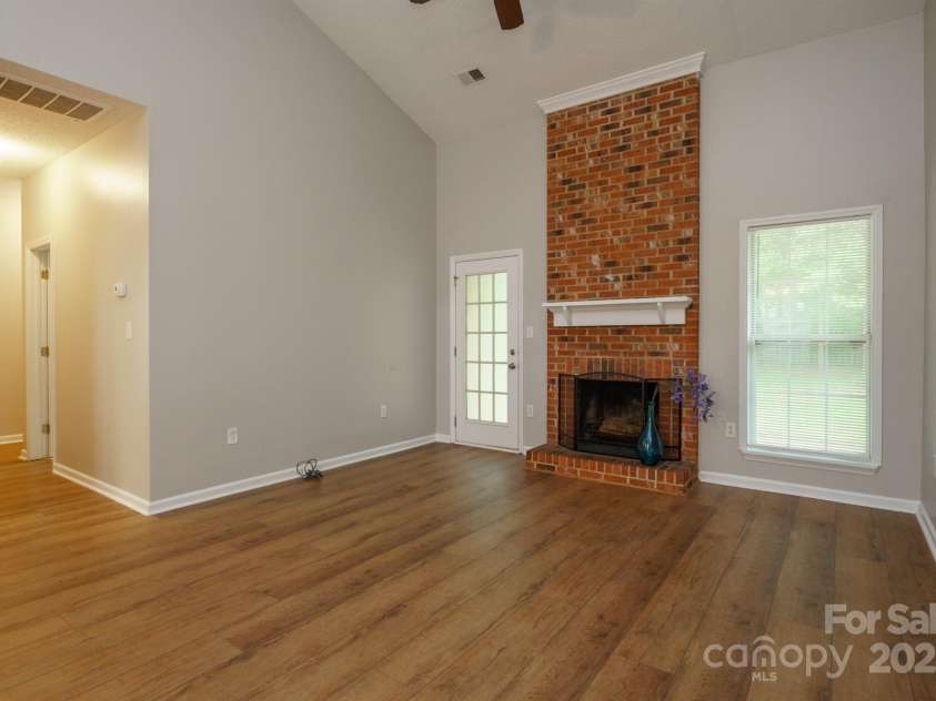 6007 Kenmore Lane, Indian Trail, NC 28079.  MLS# CAR4251243, YatesRealty ID 9044. Living Room
