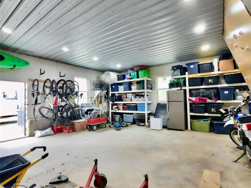 119 Grant Lane, Saluda, NC 28773.  MLS# CAR4360220, YatesRealty ID 9048. 