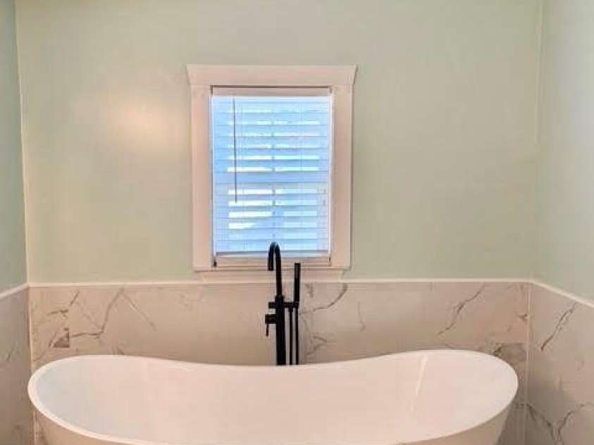 119 Grant Lane, Saluda, NC 28773.  MLS# CAR4360220, YatesRealty ID 9048. 