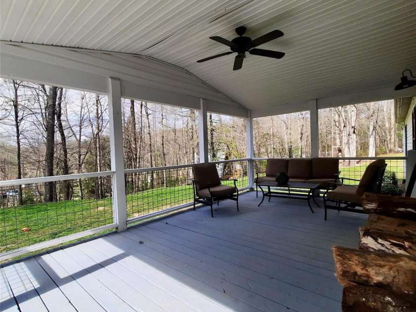 119 Grant Lane, Saluda, NC 28773.  MLS# CAR4360220, YatesRealty ID 9048. Come sit a spell