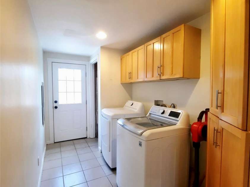 119 Grant Lane, Saluda, NC 28773.  MLS# CAR4360220, YatesRealty ID 9048. Large laundry room