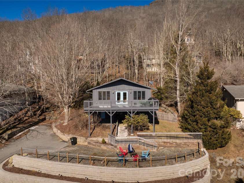 1628 Skyland Drive, Seven Devils, NC 28604.  MLS# CAR4346493, YatesRealty ID 9049. 