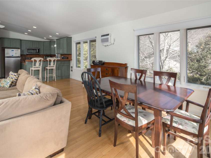 1628 Skyland Drive, Seven Devils, NC 28604.  MLS# CAR4346493, YatesRealty ID 9049. 