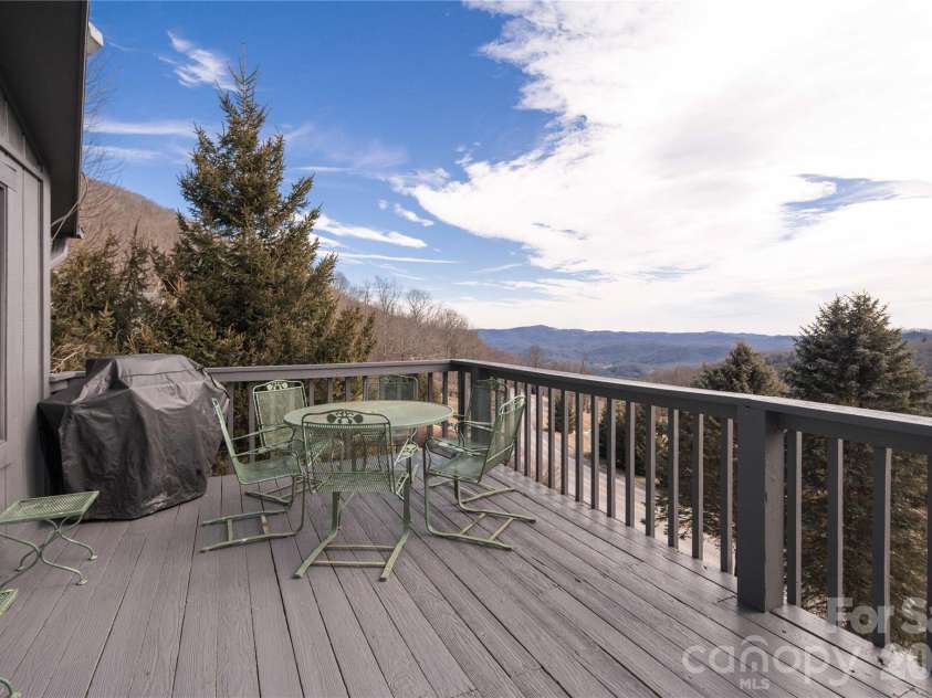 1628 Skyland Drive, Seven Devils, NC 28604.  MLS# CAR4346493, YatesRealty ID 9049. 