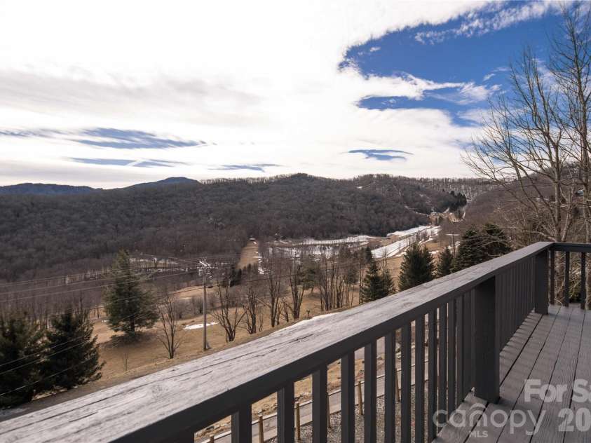 1628 Skyland Drive, Seven Devils, NC 28604.  MLS# CAR4346493, YatesRealty ID 9049. 