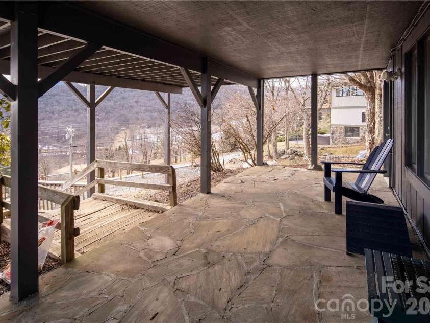 1628 Skyland Drive, Seven Devils, NC 28604.  MLS# CAR4346493, YatesRealty ID 9049. 