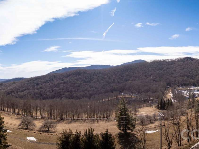 1628 Skyland Drive, Seven Devils, NC 28604.  MLS# CAR4346493, YatesRealty ID 9049. 