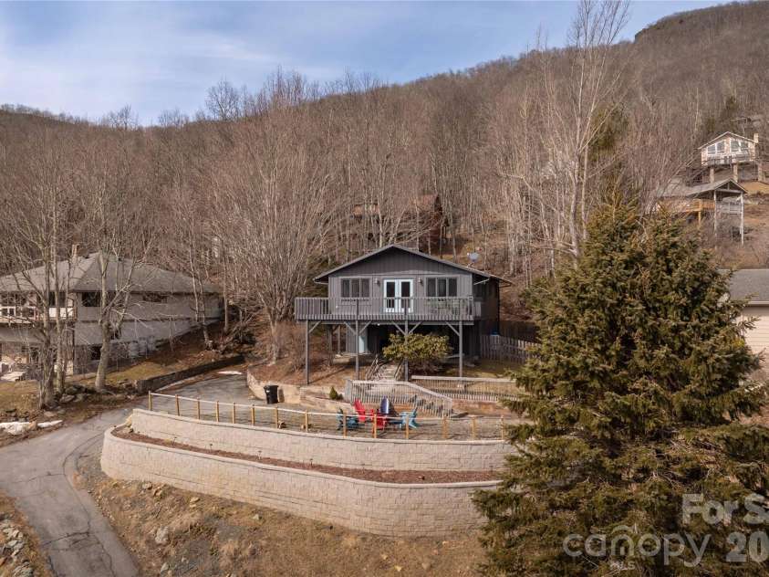 1628 Skyland Drive, Seven Devils, NC 28604.  MLS# CAR4346493, YatesRealty ID 9049. 