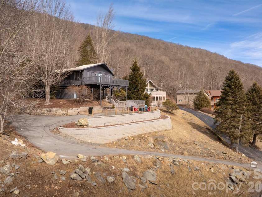 1628 Skyland Drive, Seven Devils, NC 28604.  MLS# CAR4346493, YatesRealty ID 9049. 