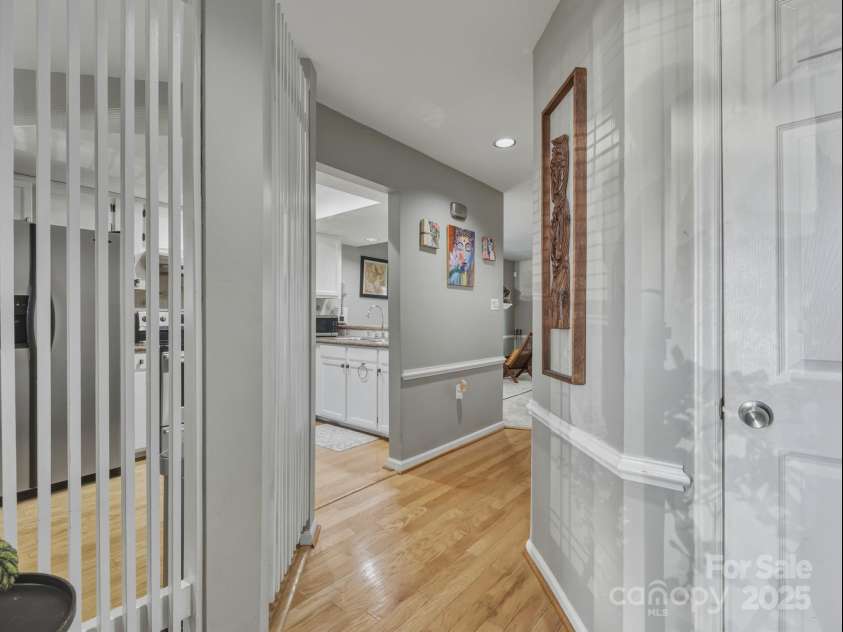 5215 Amity Springs Drive, Charlotte, NC 28212.  MLS# CAR4325111, YatesRealty ID 905. 