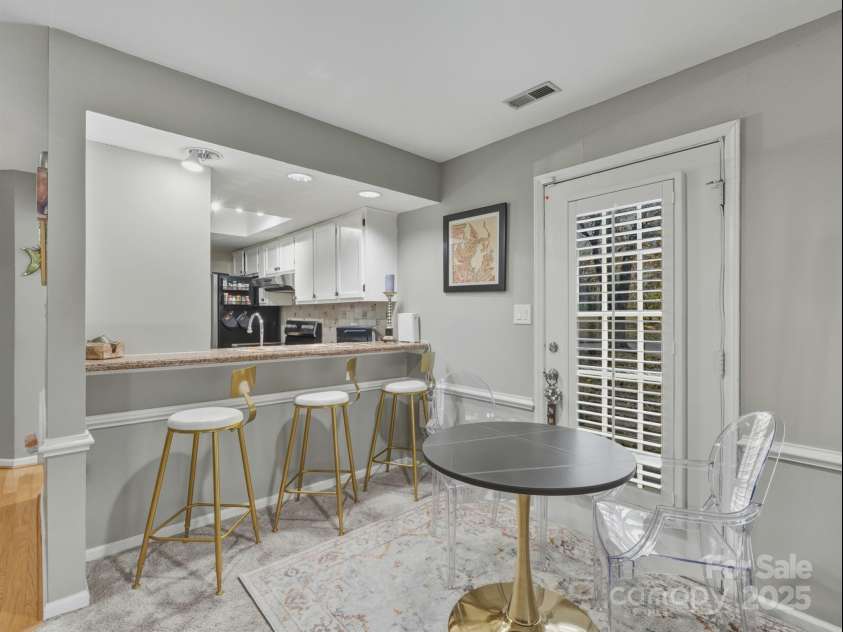 5215 Amity Springs Drive, Charlotte, NC 28212.  MLS# CAR4325111, YatesRealty ID 905. 