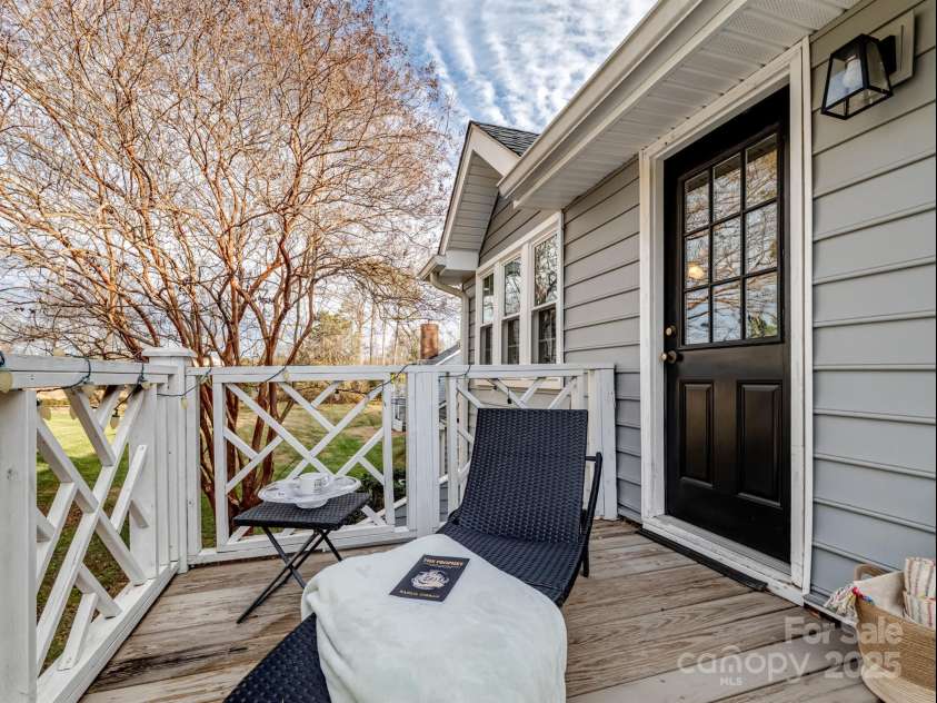 5215 Amity Springs Drive, Charlotte, NC 28212.  MLS# CAR4325111, YatesRealty ID 905. 