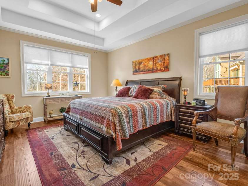 735 Bills Mountain Trail, Lake Lure, NC 28746.  MLS# CAR4190654, YatesRealty ID 905. 1st floor primary BR