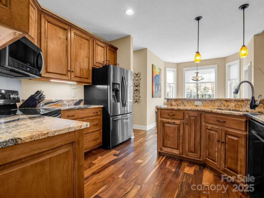 735 Bills Mountain Trail, Lake Lure, NC 28746.  MLS# CAR4190654, YatesRealty ID 905. Kitchen