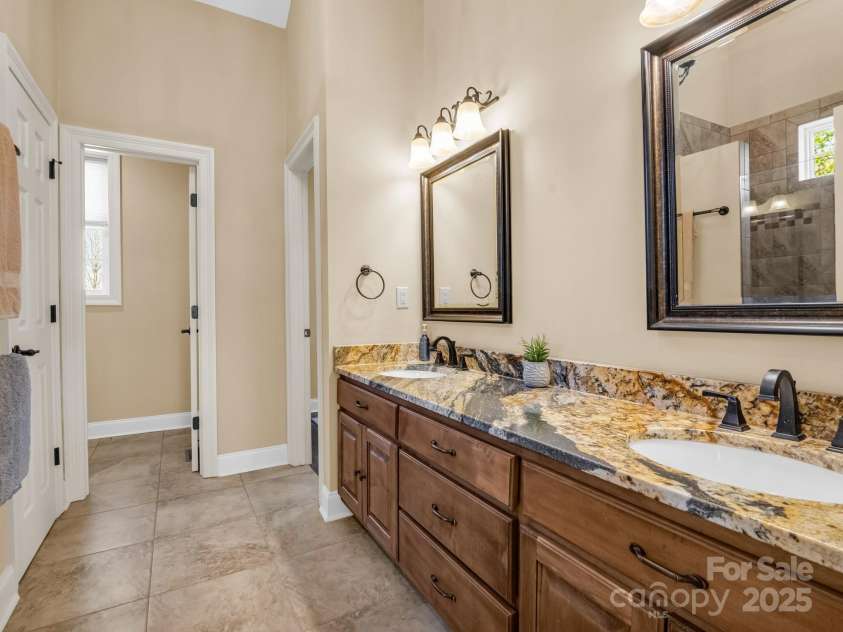 735 Bills Mountain Trail, Lake Lure, NC 28746.  MLS# CAR4190654, YatesRealty ID 905. Primary bathroom