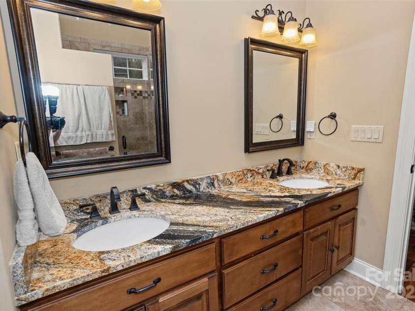 735 Bills Mountain Trail, Lake Lure, NC 28746.  MLS# CAR4316813, YatesRealty ID 905. 