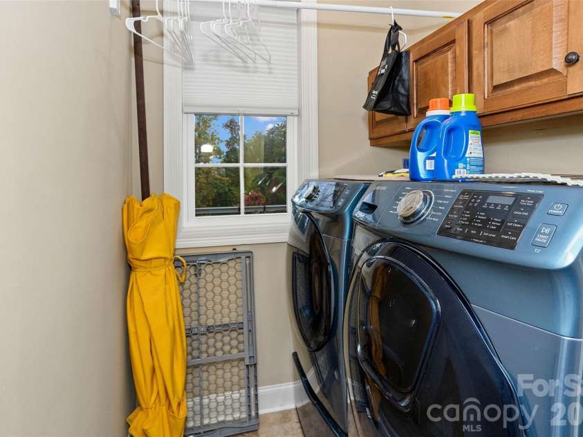 735 Bills Mountain Trail, Lake Lure, NC 28746.  MLS# CAR4316813, YatesRealty ID 905. 