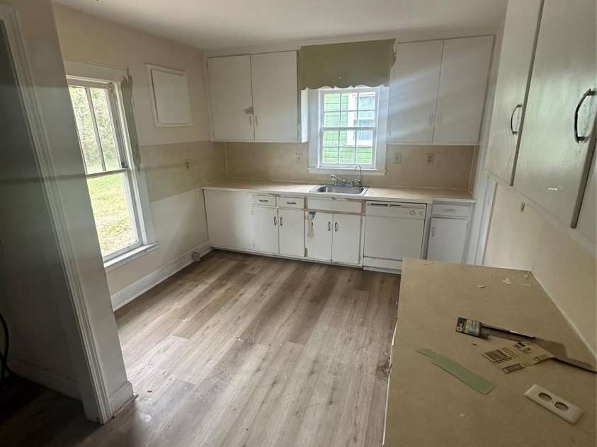 2503,2505,2507,2509,2511 Chapel Hill Road, Durham, NC 27707.  MLS# CAR4252311, YatesRealty ID 9050. 
