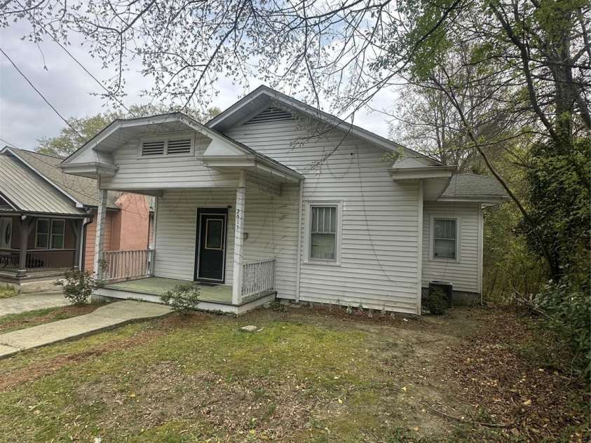 2503,2505,2507,2509,2511 Chapel Hill Road, Durham, NC 27707.  MLS# CAR4252311, YatesRealty ID 9050. 
