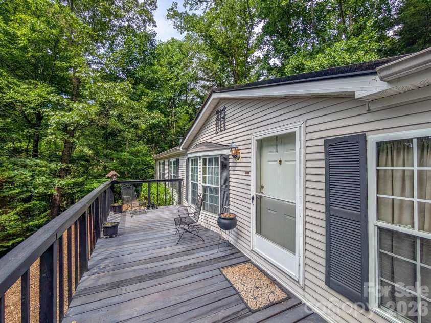 1372 Lickskillet Road, Burnsville, NC 28714.  MLS# CAR4333089, YatesRealty ID 9051. 