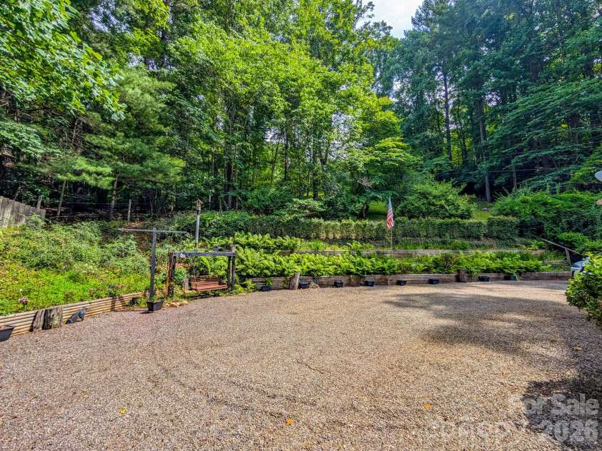 1372 Lickskillet Road, Burnsville, NC 28714.  MLS# CAR4333089, YatesRealty ID 9051. 