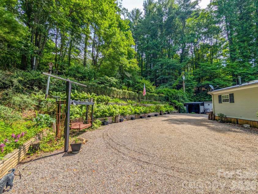 1372 Lickskillet Road, Burnsville, NC 28714.  MLS# CAR4333089, YatesRealty ID 9051. 