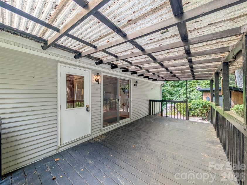 1372 Lickskillet Road, Burnsville, NC 28714.  MLS# CAR4333089, YatesRealty ID 9051. 