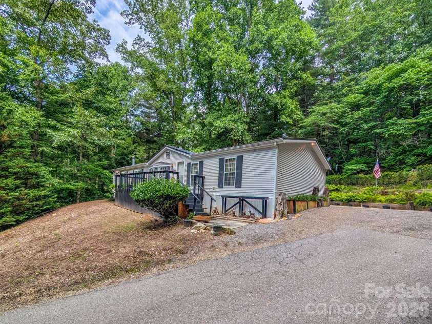 1372 Lickskillet Road, Burnsville, NC 28714.  MLS# CAR4333089, YatesRealty ID 9051. 