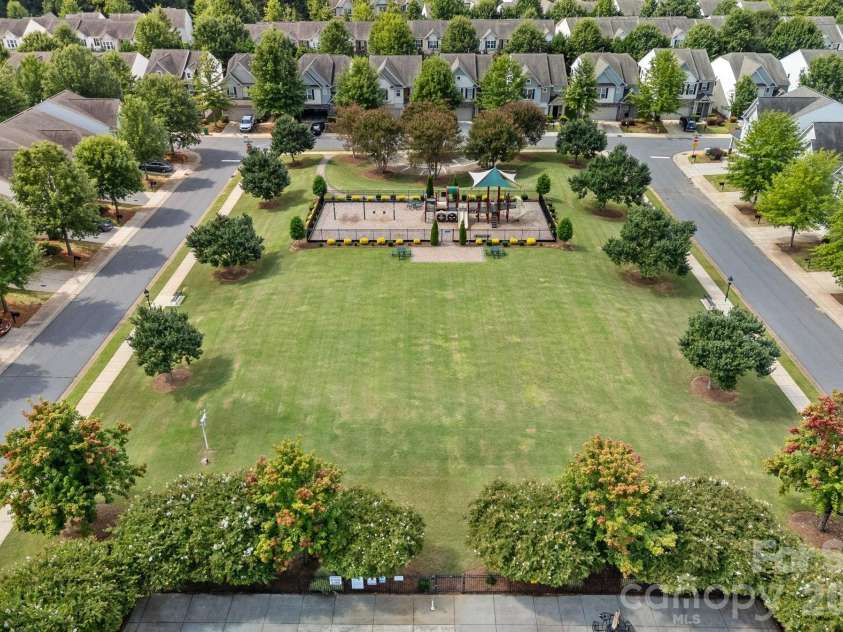2219 Whitford Lane, Charlotte, NC 28210.  MLS# CAR4362110, YatesRealty ID 9052. 