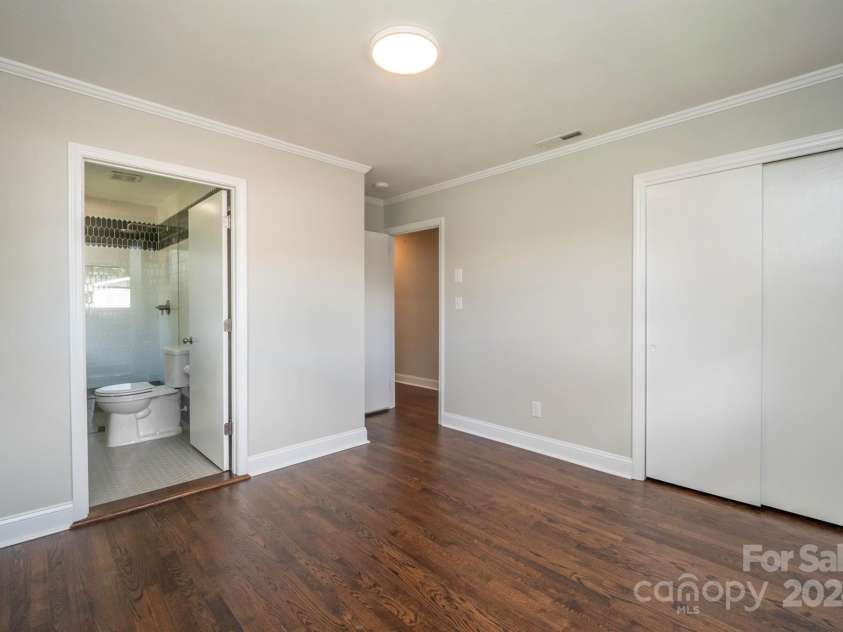 511 Villa Street, Kannapolis, NC 28083.  MLS# CAR4170205, YatesRealty ID 9053. Primary BR