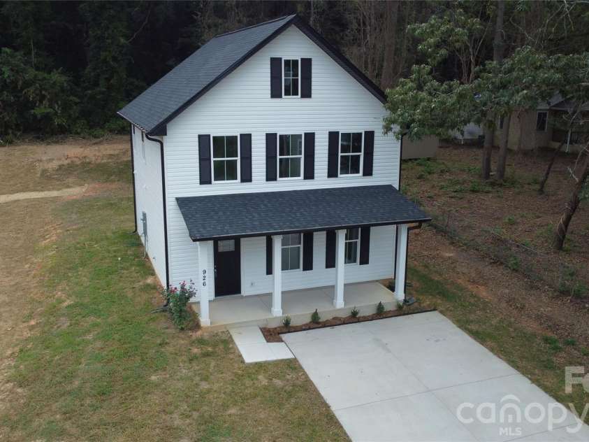 926 Jupiter Street, Gastonia, NC 28052.  MLS# CAR4356819, YatesRealty ID 9053. 