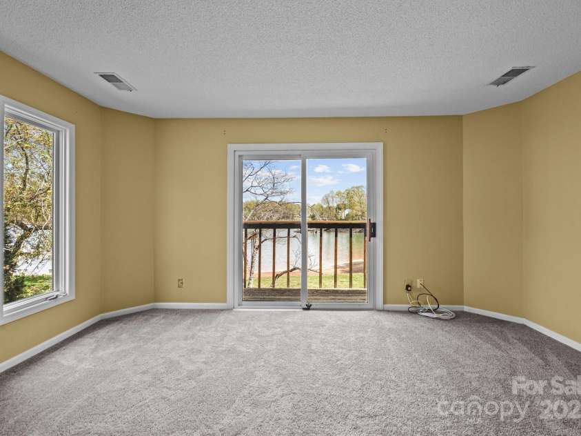 126 Balmoral Drive, Mooresville, NC 28117.  MLS# CAR4239267, YatesRealty ID 9055. Primary bedroom up