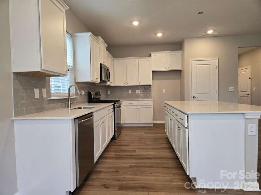 139 Pampas Place, Statesville, NC 28625.  MLS# CAR4333534, YatesRealty ID 9055. 
