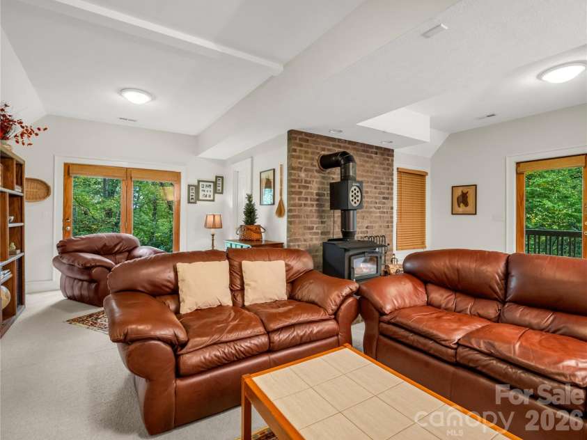 142 Winterview Trail, Hendersonville, NC 28739.  MLS# CAR4300750, YatesRealty ID 9056. Basement 