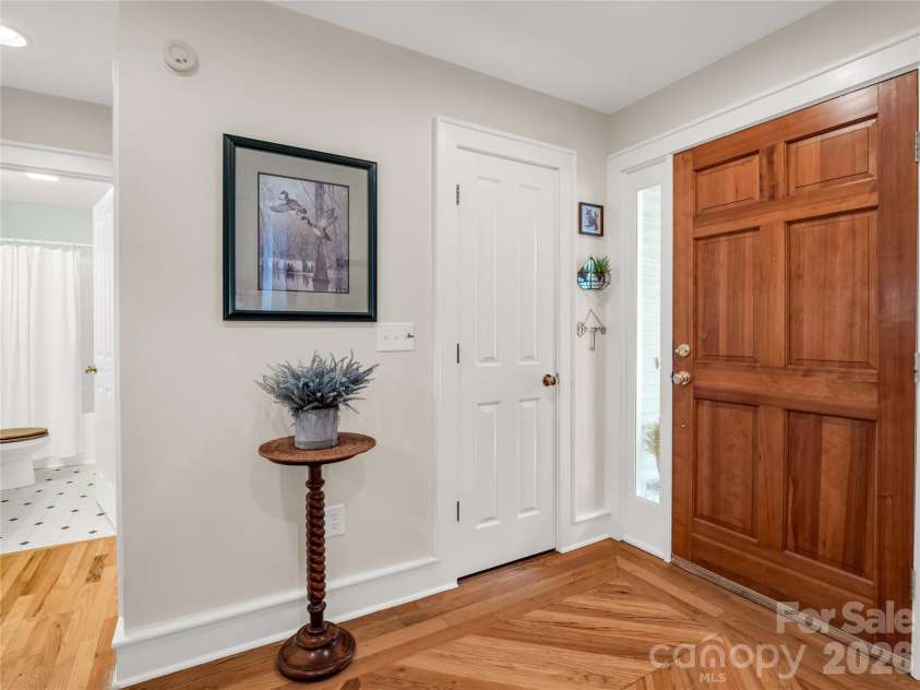 142 Winterview Trail, Hendersonville, NC 28739.  MLS# CAR4300750, YatesRealty ID 9056. Foyer