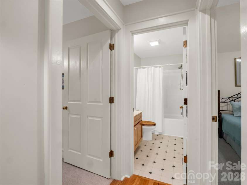 142 Winterview Trail, Hendersonville, NC 28739.  MLS# CAR4300750, YatesRealty ID 9056. Hallway to bedrooms and bathrooms