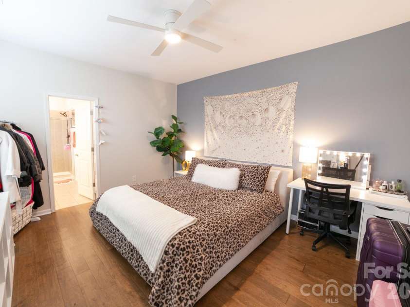 100 Linestowe Drive, Belmont, NC 28012.  MLS# CAR4342433, YatesRealty ID 9057. 