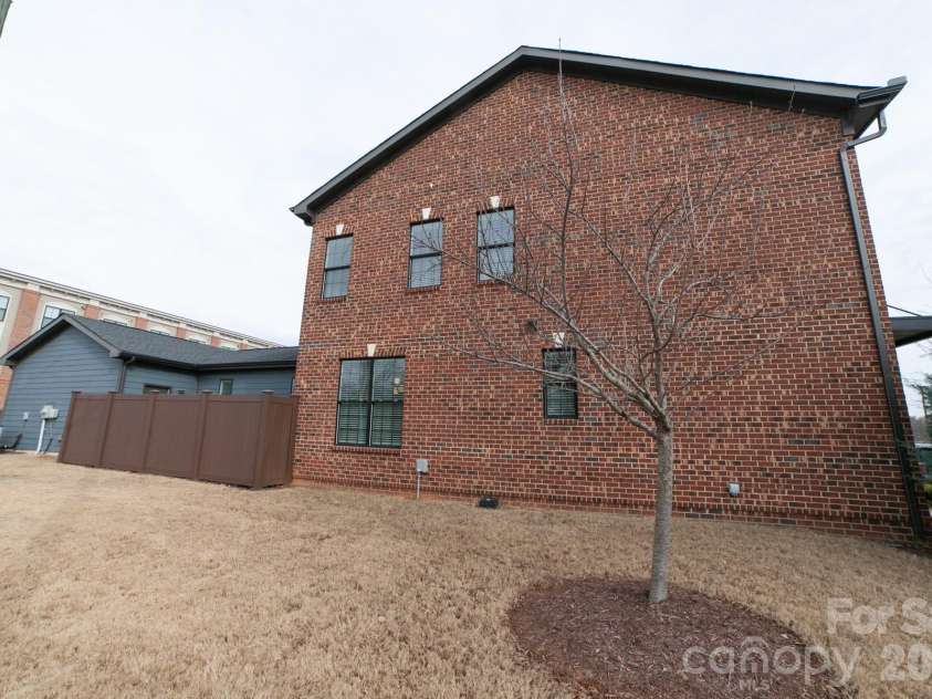 100 Linestowe Drive, Belmont, NC 28012.  MLS# CAR4342433, YatesRealty ID 9057. 