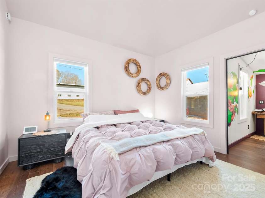 24 Old Leicester Highway, Asheville, NC 28804.  MLS# CAR4227055, YatesRealty ID 9057. 