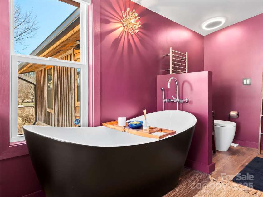 24 Old Leicester Highway, Asheville, NC 28804.  MLS# CAR4227055, YatesRealty ID 9057. 