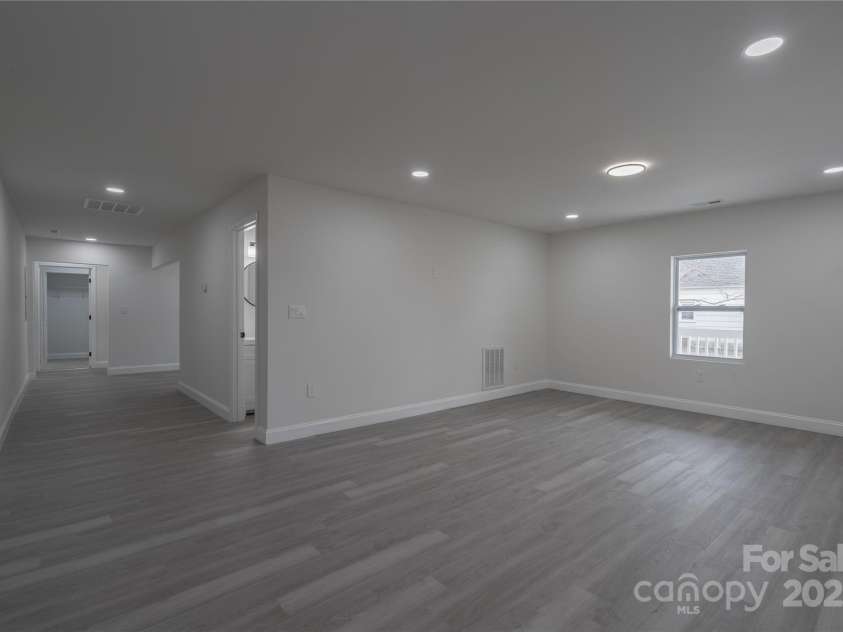 116 11th Street, Spencer, NC 28159.  MLS# CAR4228313, YatesRealty ID 9058. Hallway/Living Room