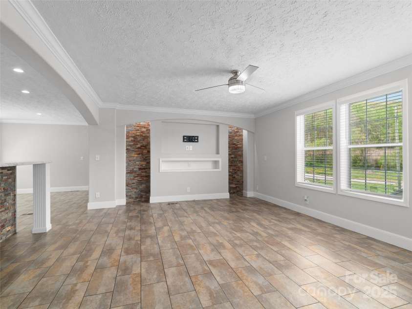 51 Blazing Trail, Waynesville, NC 28786.  MLS# CAR4251050, YatesRealty ID 9059. 