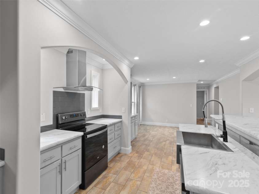 51 Blazing Trail, Waynesville, NC 28786.  MLS# CAR4251050, YatesRealty ID 9059. 