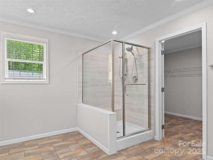 51 Blazing Trail, Waynesville, NC 28786.  MLS# CAR4251050, YatesRealty ID 9059. 